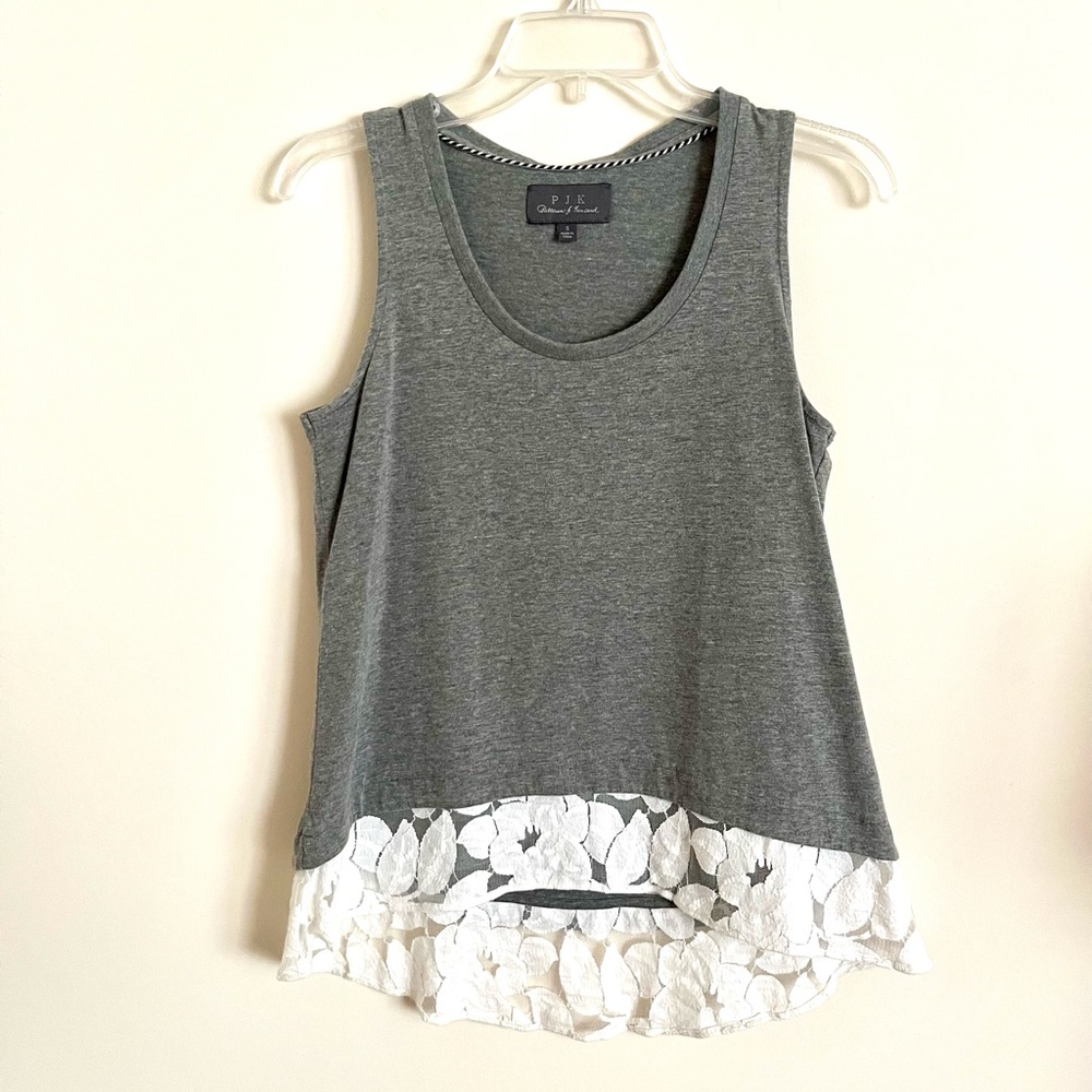 PJK Patterson J. Kincaid Gray and White Lace Trim Tank Top